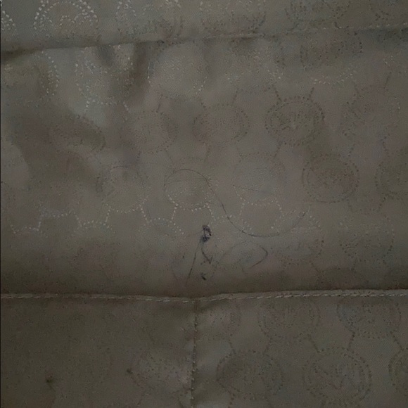 Michael Kors Tote Bag - Picture 13 of 15